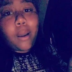 Meet your Posher, Lola